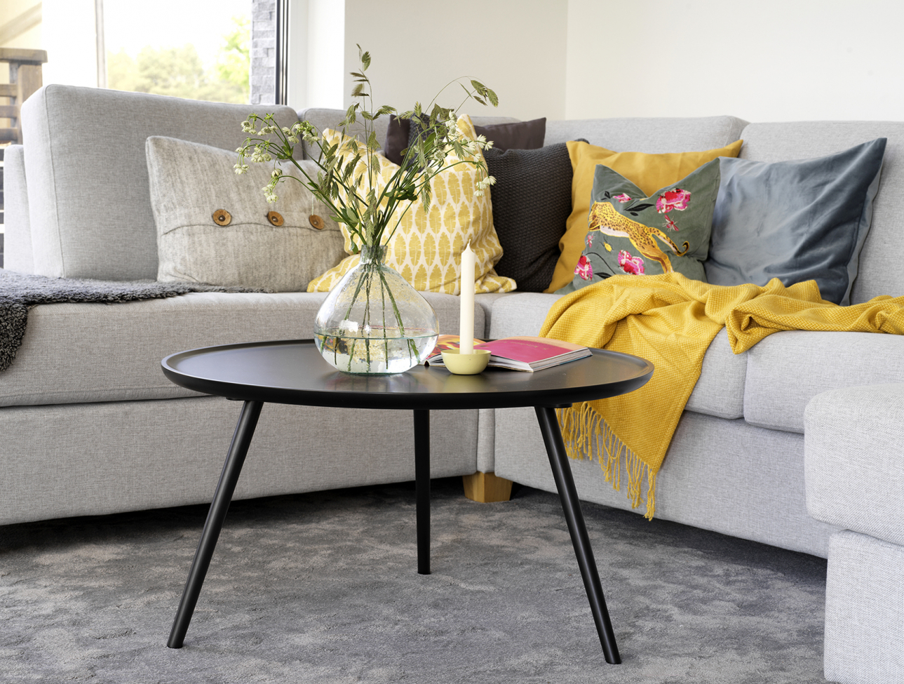 Daisy kerek dohányzóasztal 80cm - Fekete