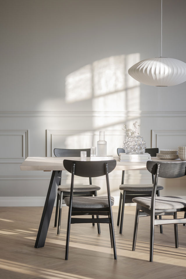 Étkezőasztal 'Fred' 170x95cm - Fehérre pácolt tölgy/Fekete