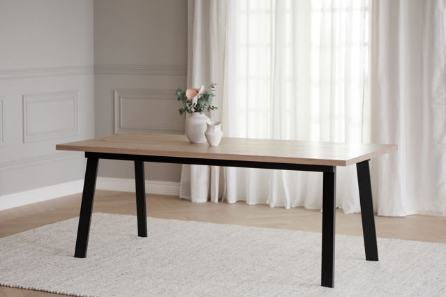 Winnipeg étkezőasztal 200x100cm - Fehér pigmentált/Fekete