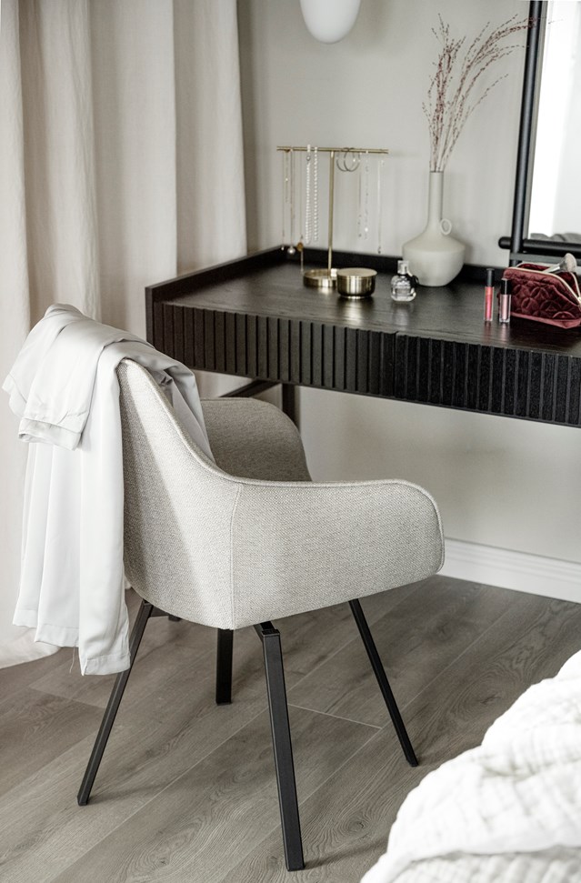 Halifax íróasztal 120x61cm - Fekete