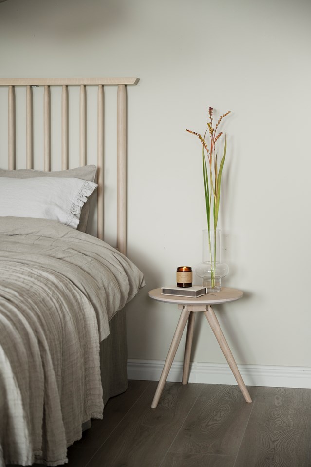 Ágytámla 'Riggins' - Fehér pigmentált