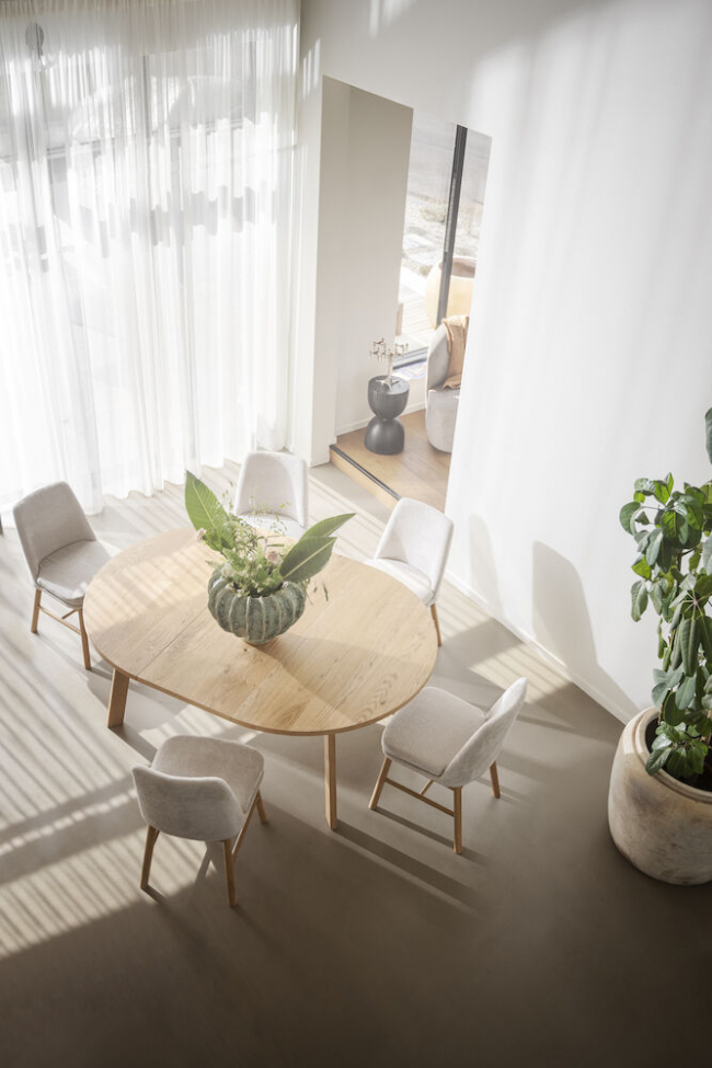 Glenside kerek étkezőasztal 130cm - Tölgy