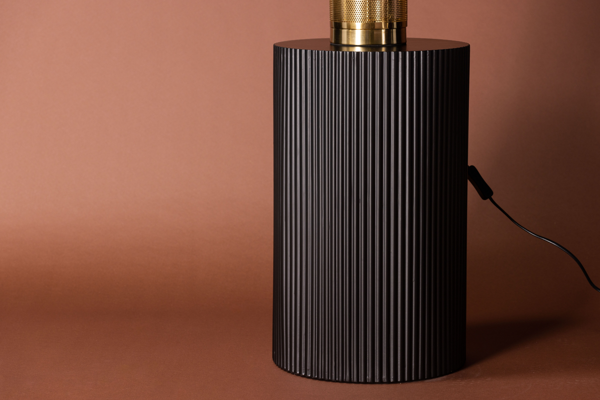 Läckö oldalasztal - Fekete