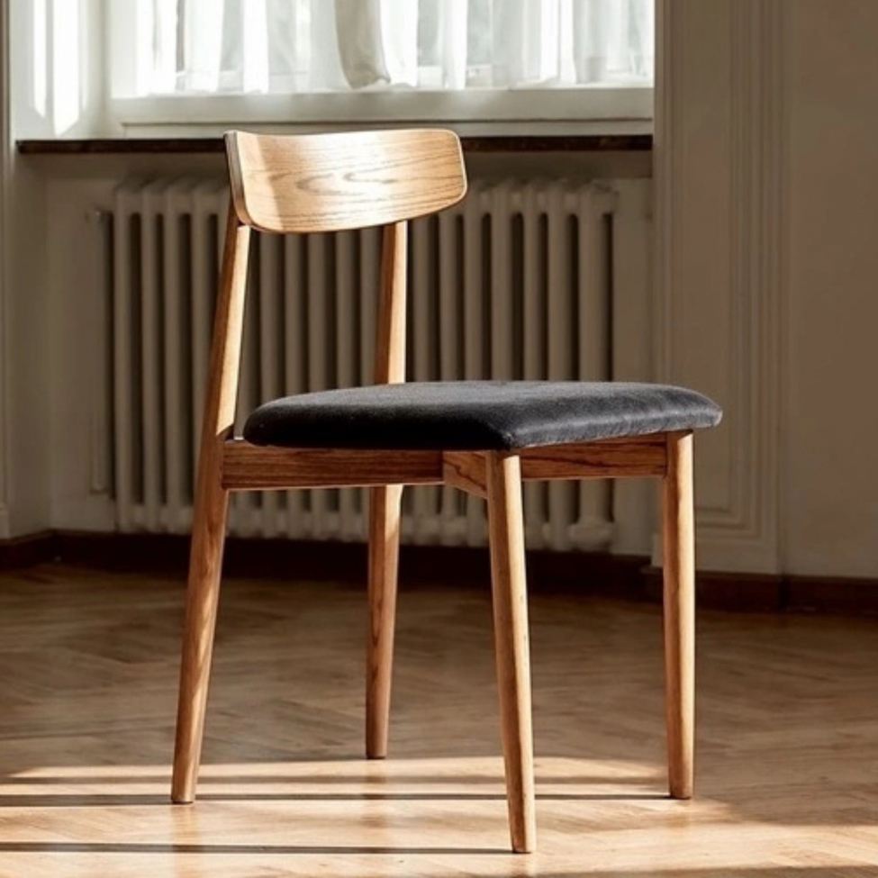 Ystad' szék - Természetes/Fekete