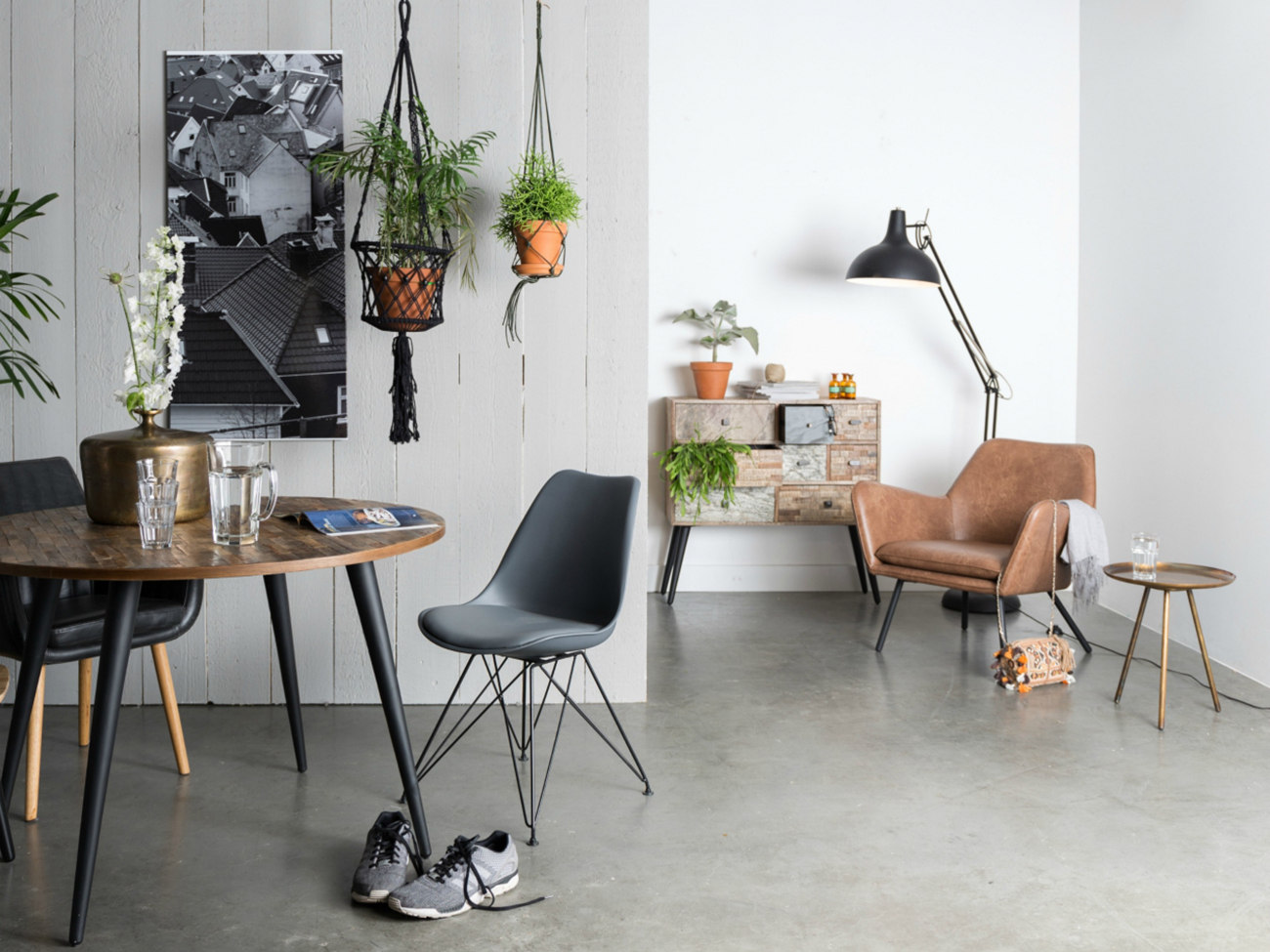 Mo Kerek étkezőasztal 110cm - Teak/Fém