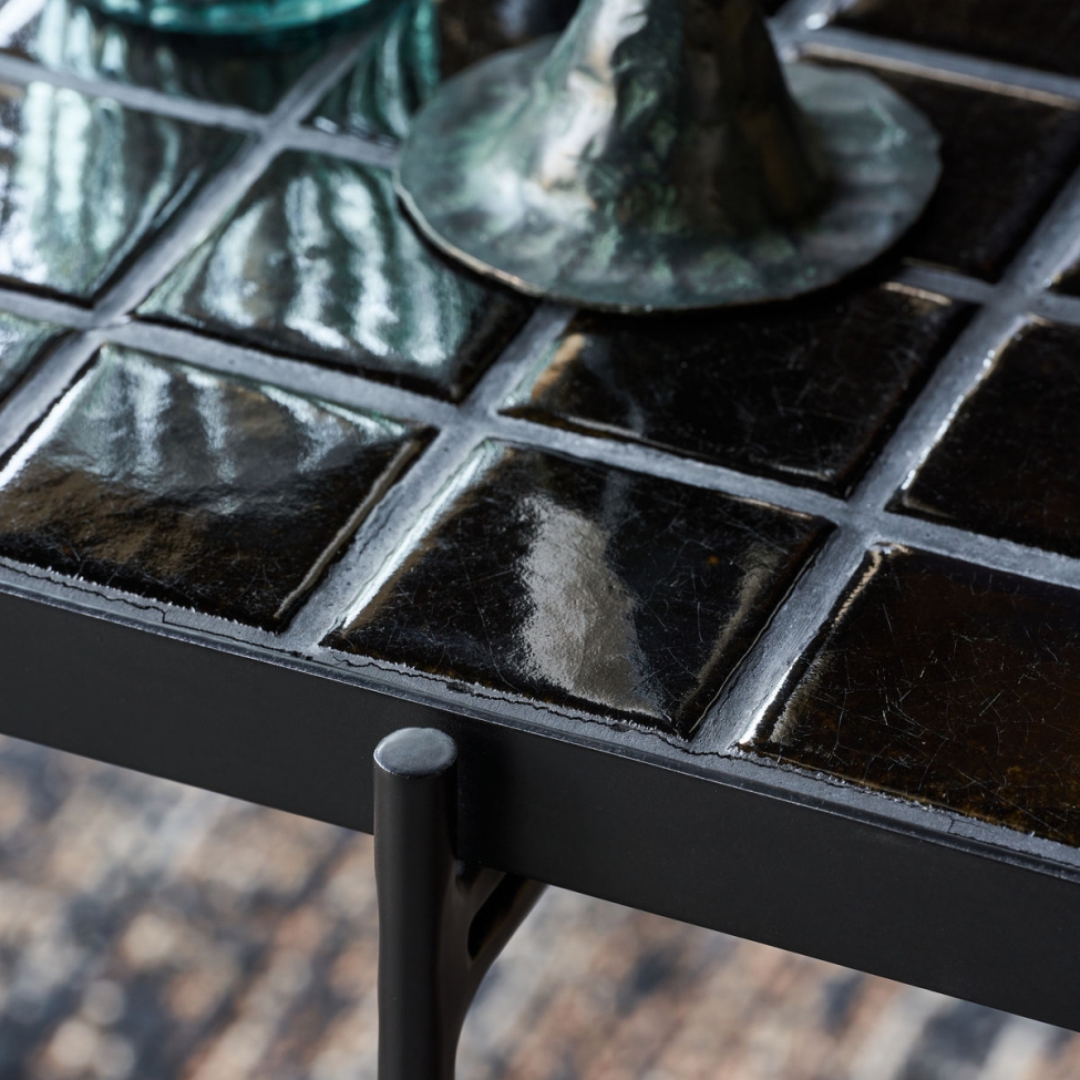 Oldalasztal 'Kuna' - Fekete