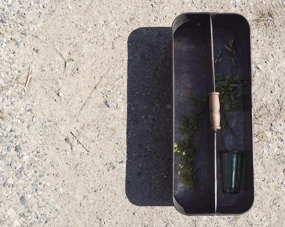 Vasdoboz 'Agustin' - Szürke