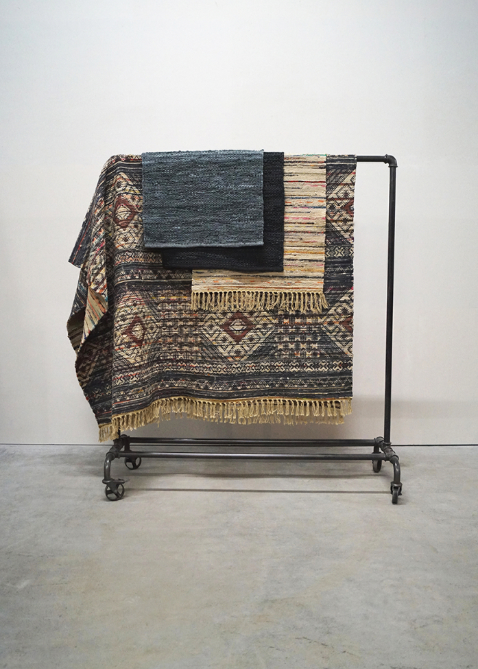 Ruhafogas 'Mezza' - Fém