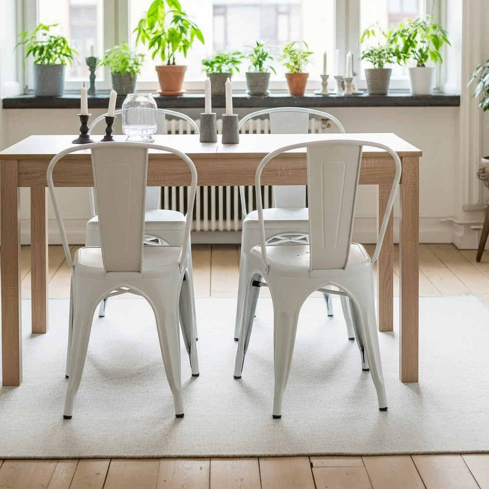 Montmartre sz&eacute;k - Feh&eacute;r lakk