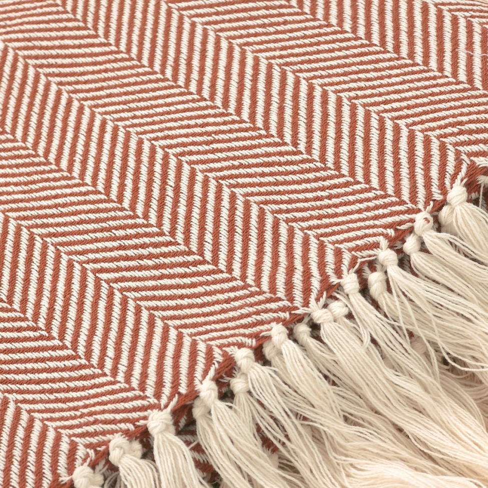 Pamut takaró 'Denisa Fishbone' 130x170cm - Barna/fehér