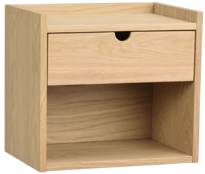 Éjjeliszekrény/Falipolc \'Hillmond\' - Tölgy a csoportban Bútorok / Asztalok / Éjjeli szekrények nál Reforma (121065)