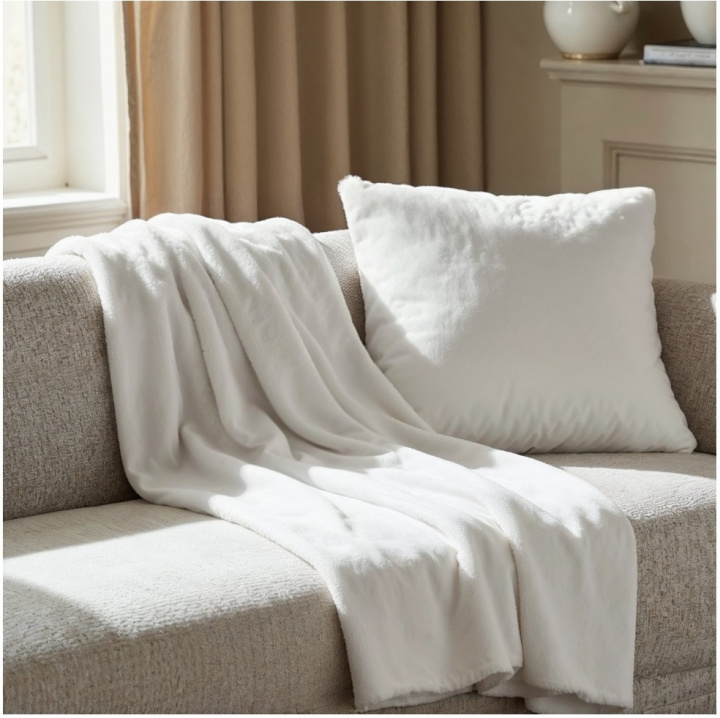 Pléd \'Aranga Super Soft Throw\' 130x170cm - Fehér a csoportban Dekoráció / Textíliák / Takarók és plédek nál Reforma (V10201569)